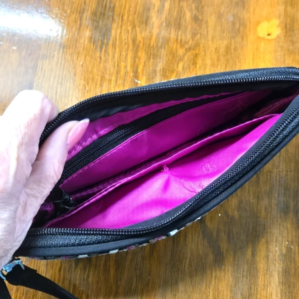 Vera Bradley Wristlet Canterberry Magenta Sequin Shimmer Retired Phone Purse